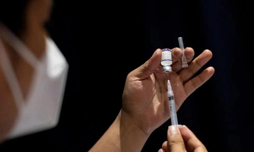 ΝΥΤ: Τι «αποκάλυψε» η έρευνα για τις παρενέργειες των εμβολίων κατά του κοροοϊού